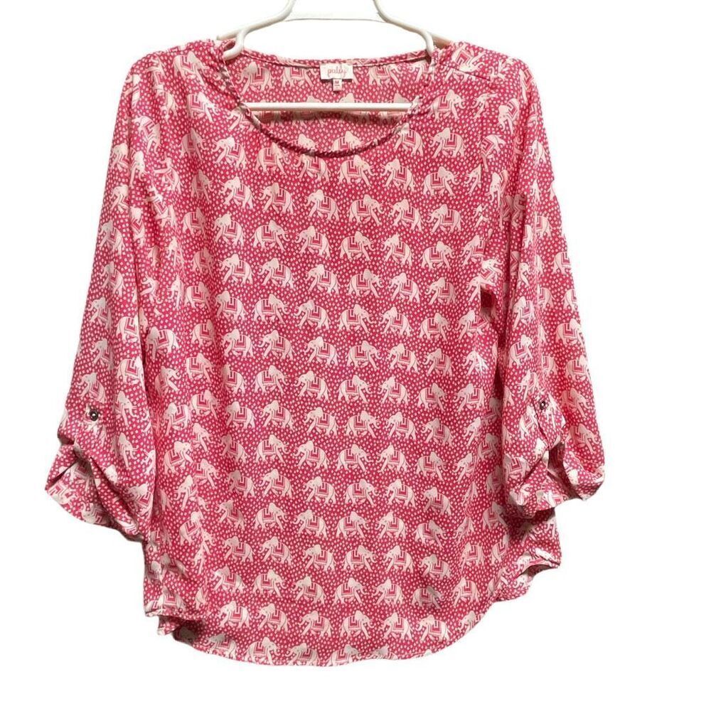 Pixley size M elephant print loose fit top.